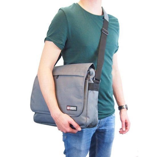 ENRICO BENETTI 15,6" Svört stækanleg - Image 2