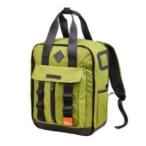Bakpoki MEMPHIS 24L 40x30x20cm Stílhrein hönnun og fullkomin til að forðast auka handfarangursgjöld hjá flugfélögum eins og PLAY og Wizzair.Er með bólstrað fartölvu/tæknihólf,vatnsflöskuvasa og skipulaggs hólf með lyklaklemmu.Bakpokaólar með stillanlegri brjóstól og sólgleraugnalykkju.Festing til að hengja á ferðatösku.Bakpokinn er vatnsheldur og framleiddur úr endurunnum plastflöskum.