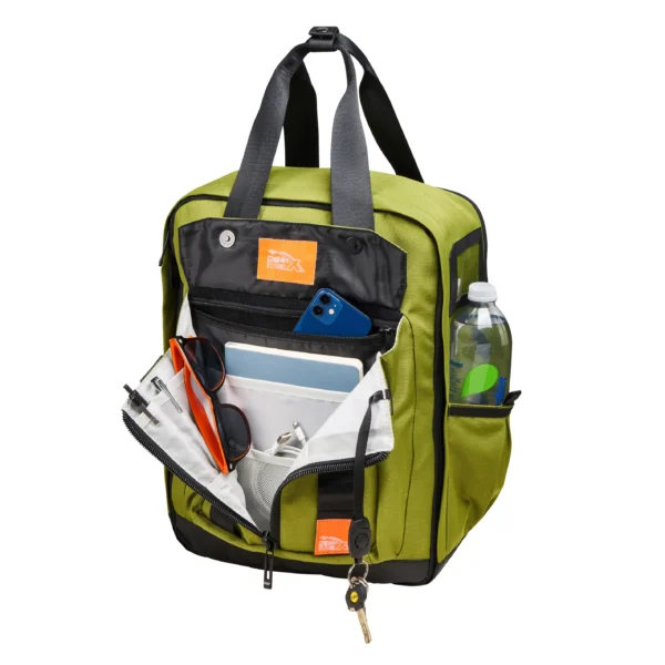 Bakpoki MEMPHIS 24L 40x30x20cm Stílhrein hönnun og fullkomin til að forðast auka handfarangursgjöld hjá flugfélögum eins og PLAY og Wizzair.Er með bólstrað fartölvu/tæknihólf,vatnsflöskuvasa og skipulaggs hólf með lyklaklemmu.Bakpokaólar með stillanlegri brjóstól og sólgleraugnalykkju.Festing til að hengja á ferðatösku.Bakpokinn er vatnsheldur og framleiddur úr endurunnum plastflöskum.