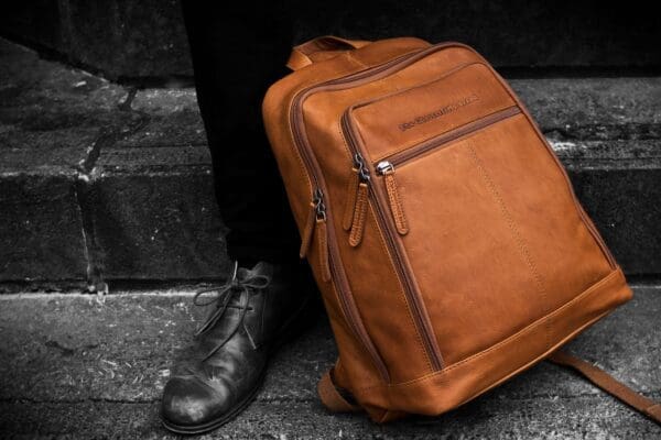 Chesterfield Detroit  Coníak Leðurbakpoki Fyrir 14″ Fartölvu