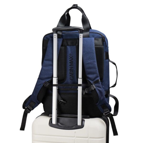 Bakpoki MEMPHIS 30L 45X36X20CM Stílhrein hönnun og fullkomin til að forðast auka handfarangursgjöld hjá flugfélögum eins og easyjet.