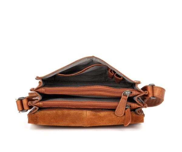 Spikes & Sparrow Leður Cross Body – Alaska – Dökk Brún - Image 2