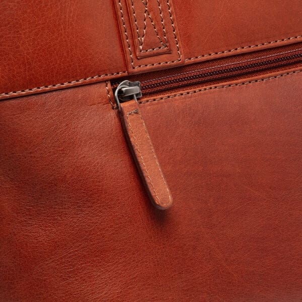 The Chesterfield Selvino Coníak 14" Tölvuhólf - Image 9
