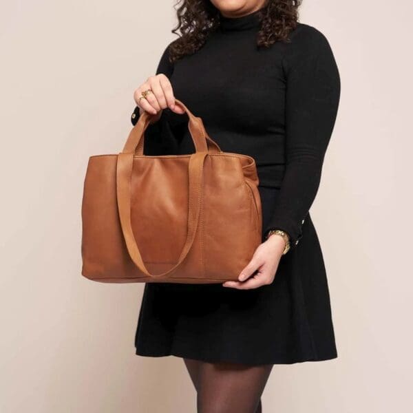 The Chesterfield Gail Coníak - Image 6